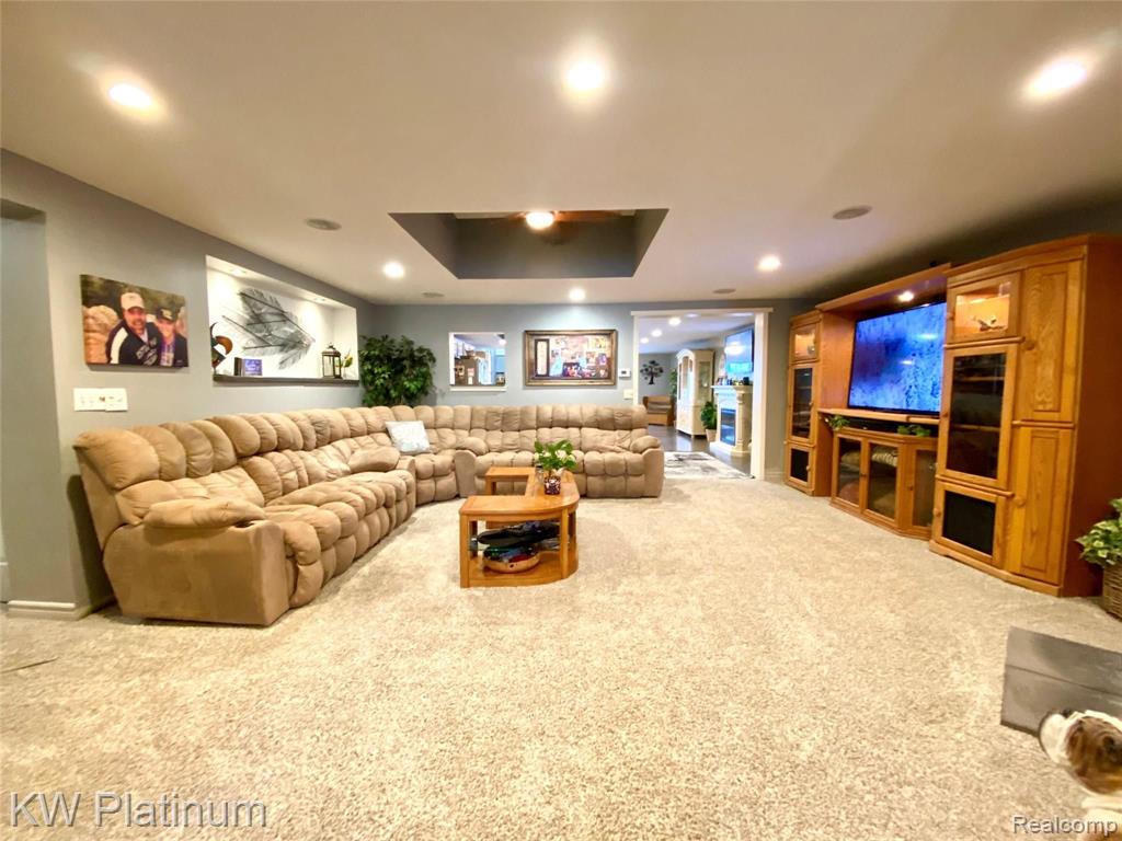 5161 Parker Road, Fort Gratiot, MI 48059 — Photo 11