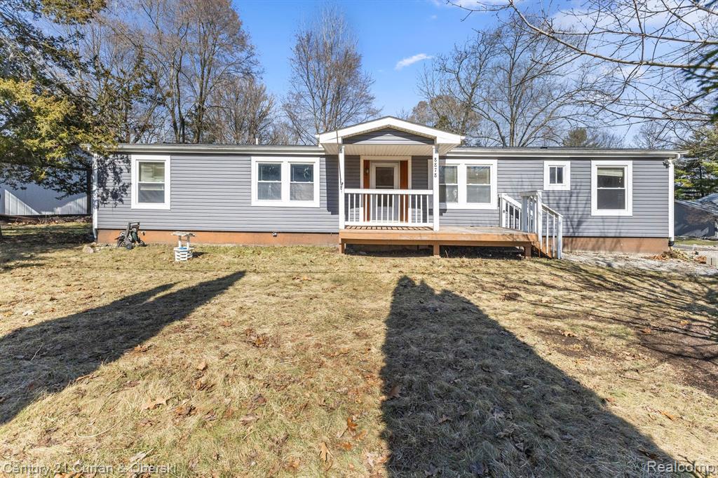 8878 RIVER VALLEY Road, Brighton, MI 48116 — Photo 2
