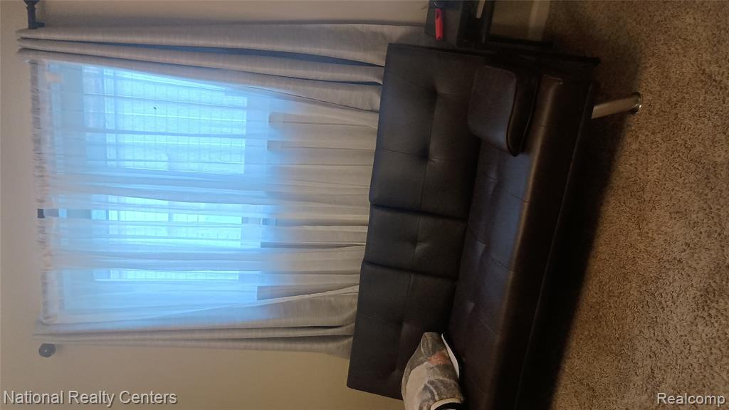 5635 Clippert Street, Dearborn Heights, MI 48125 — Photo 6