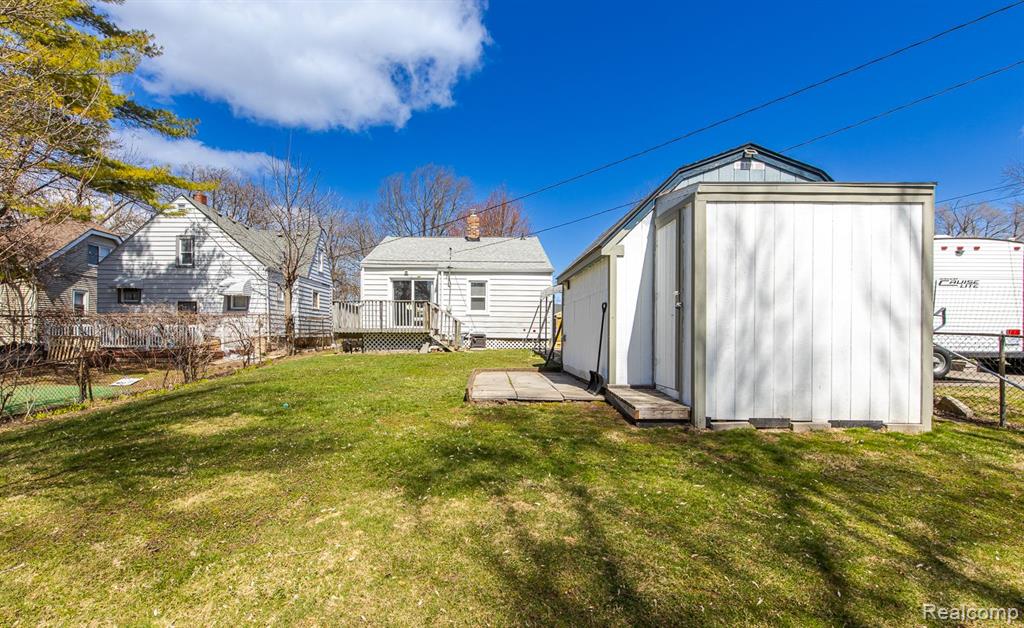602 E TENNYSON Avenue, Pontiac, MI 48340 — Photo 36