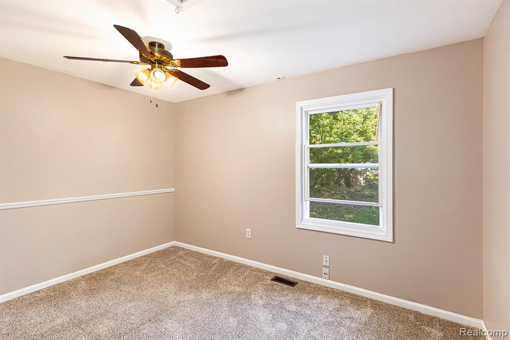 320 Barker Road, Whitmore Lake, MI 48189 — Photo 16