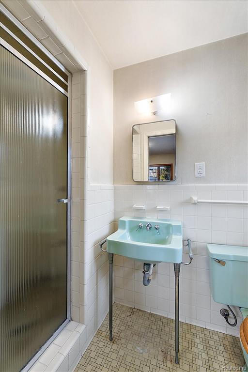 17455 Kinross Avenue, Beverly Hills, MI 48025 — Photo 23