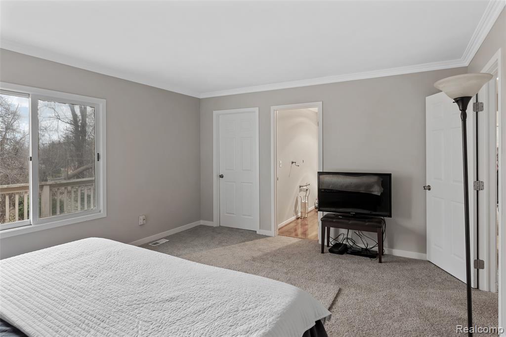 8732 Elizabeth Lake Road, White Lake, MI — Photo 13