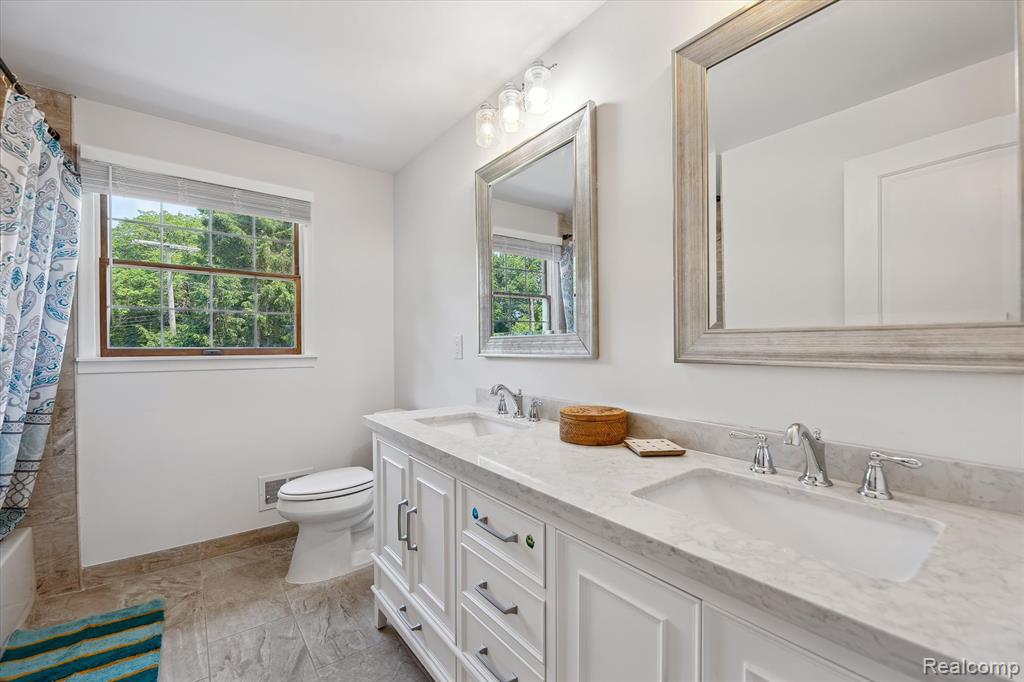 21378 Summerside Court Court, Northville, MI 48167 — Photo 30