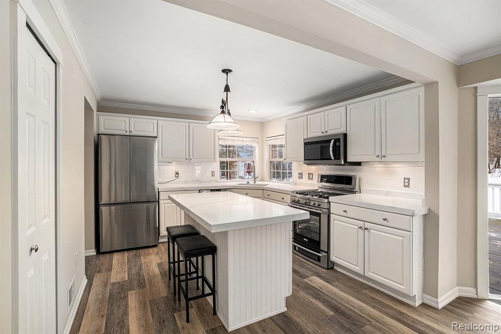 6033 Campfire Circle, Clarkston, MI — Photo 14