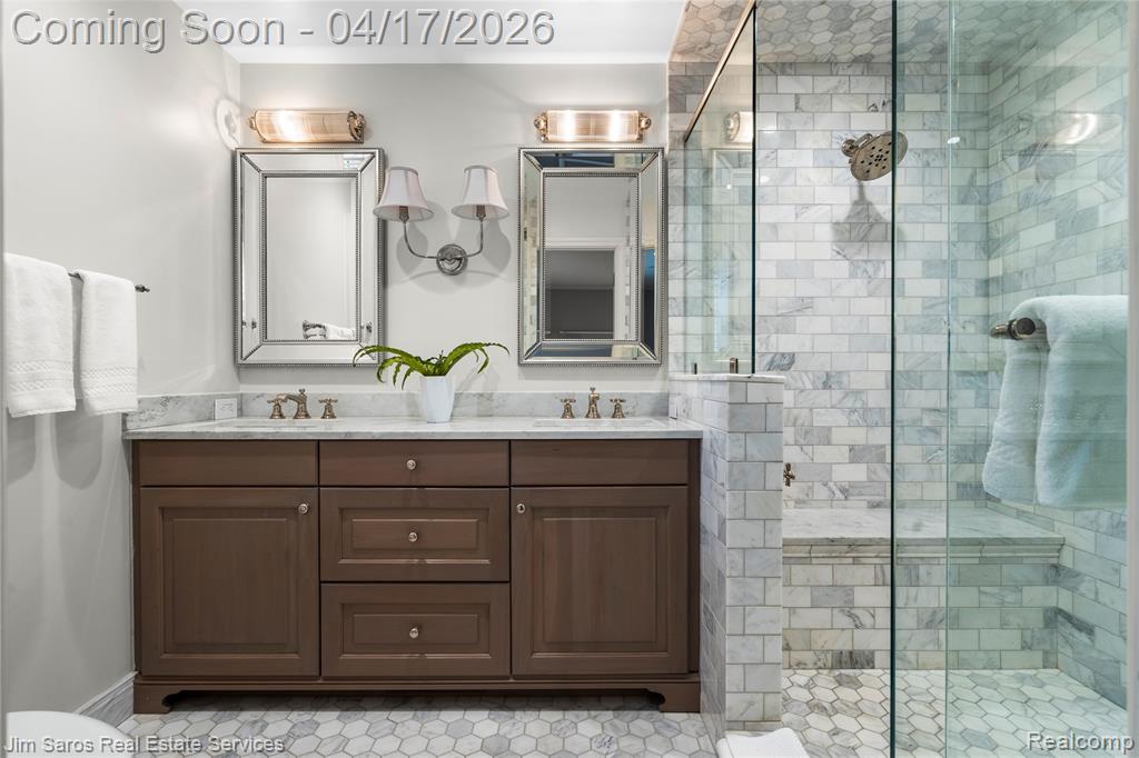 47 Roslyn Road, Grosse Pointe Shores, MI 48236 — Photo 26