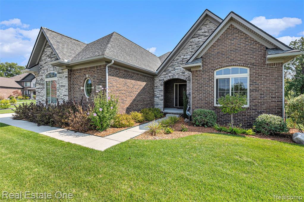5409 ABERDEEN Court, Clarkston, MI 48348 — Photo 3
