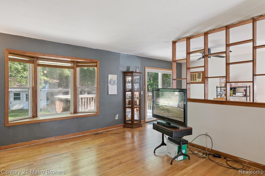 4213 Cabot Street, Portage, MI 49002 — Photo 10