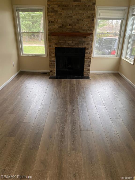 459 Magic, Pinckney, MI 48169 — Photo 2