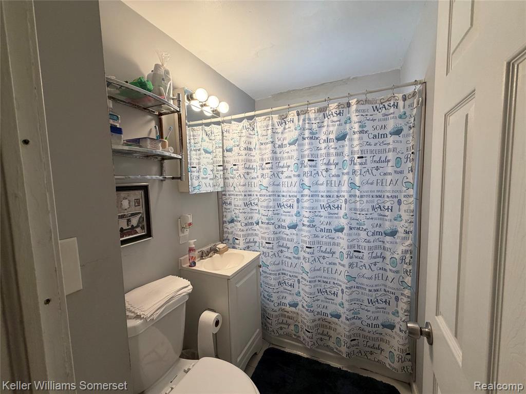 17344 Salem Street, Detroit, MI 48219 — Photo 12