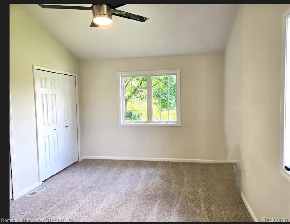 8 Hickory Court, Unit 8, Dearborn Heights, MI 48127 — Photo 26