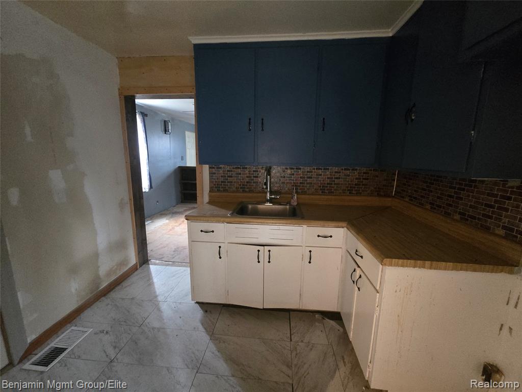 120 W McNeil Street, Corunna, MI 48817 — Photo 6