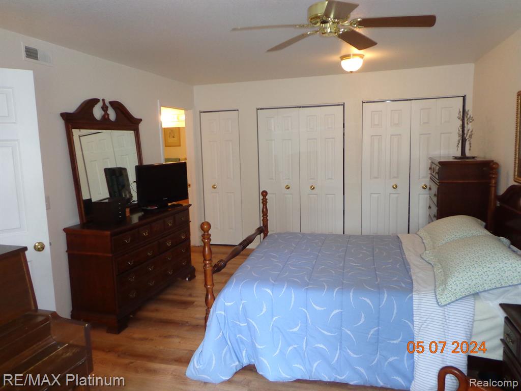 620 CURZON Court, 102, Howell, MI 48843 — Photo 19