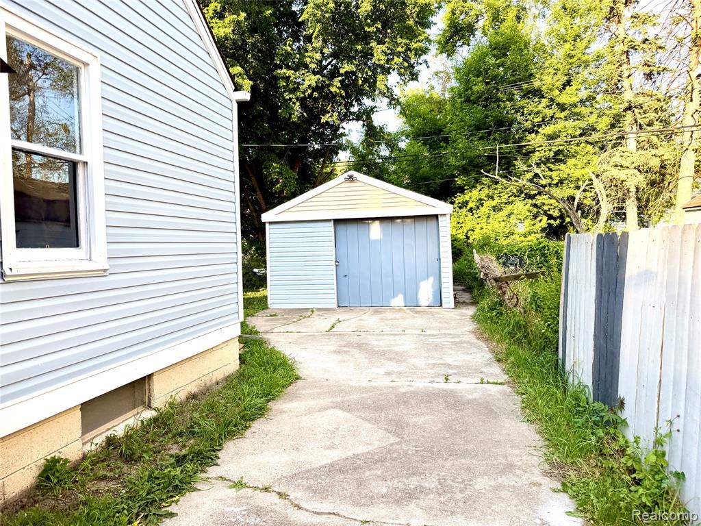 19642 Hasse Street, Detroit, MI 48234 — Photo 21