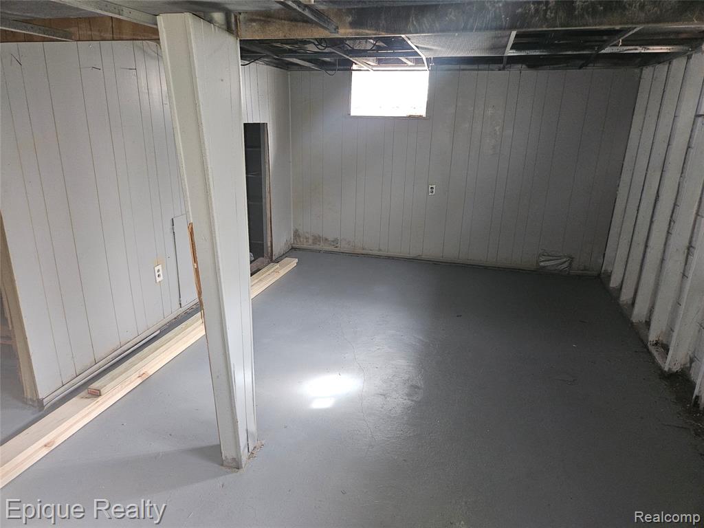6137 Radnor Street, Detroit, MI 48224 — Photo 11