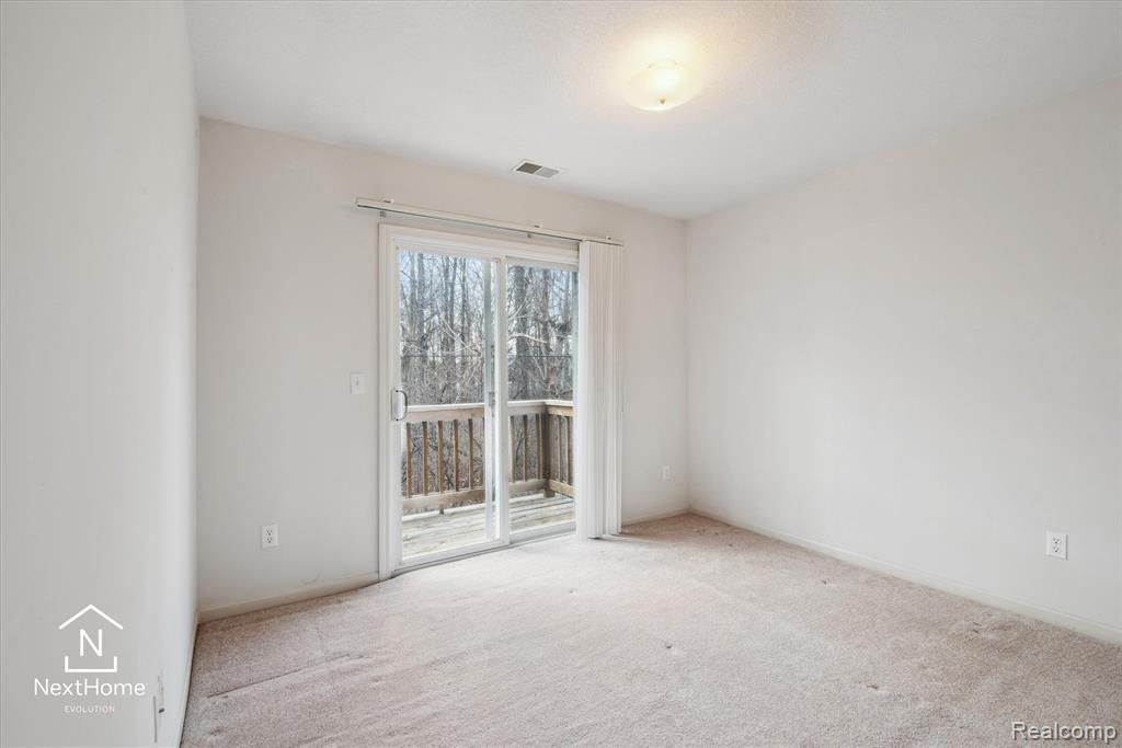 23490 READING, Trenton, MI 48183 — Photo 17