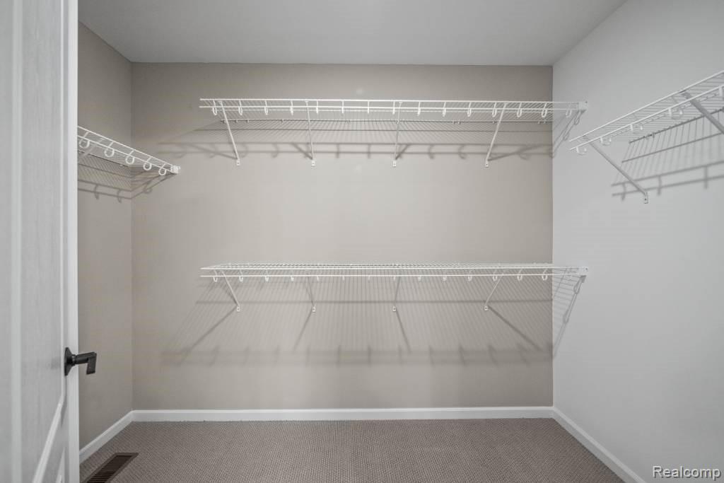 42818 Atwood Avenue, Novi, MI — Photo 18