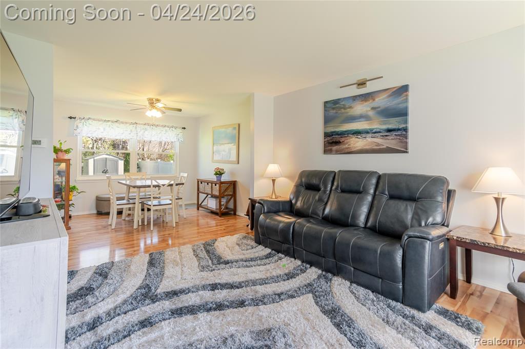42320 Cherry Hill Road, Novi, MI — Photo 12