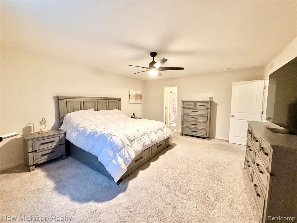 6079 Regency Drive, Burton, MI 48519 — Photo 24