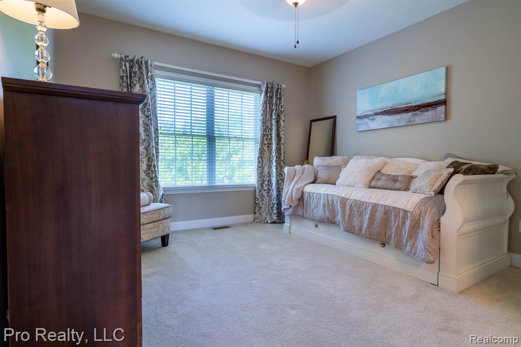 17779 BRIAR RIDGE Lane, Northville, MI 48168 — Photo 33