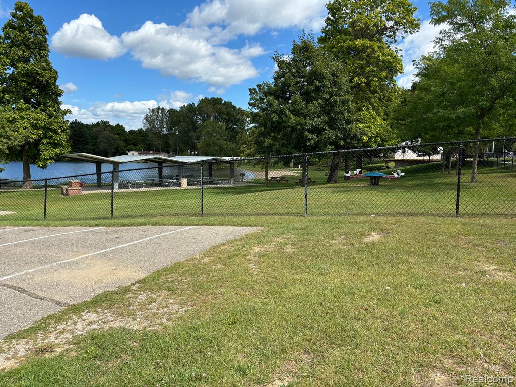 5990 FOREST Avenue, Otter Lake, MI 48464 — Photo 6