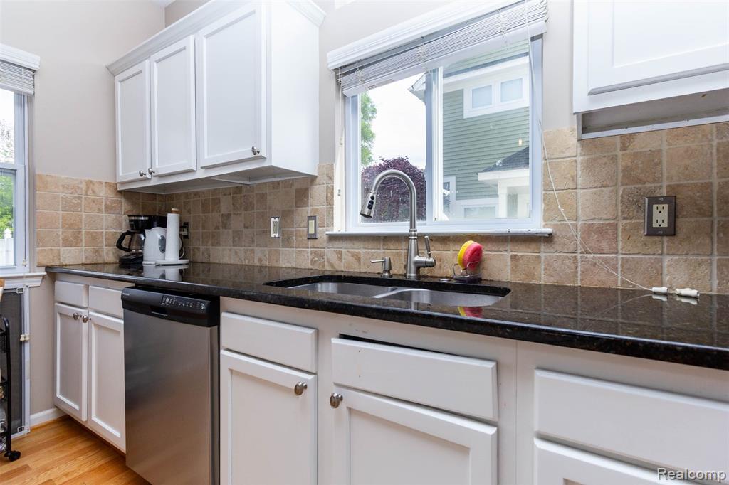 3280 Royal Avenue, Berkley, MI 48072 — Photo 13