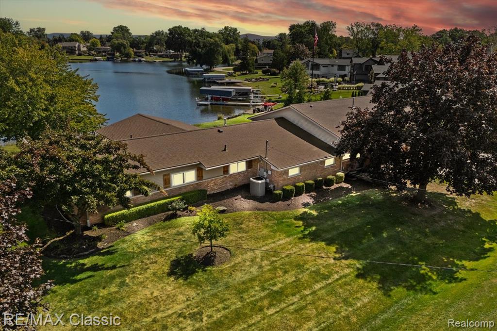 4806 Surfwood Drive, Commerce Twp, MI 48382 — Photo 49