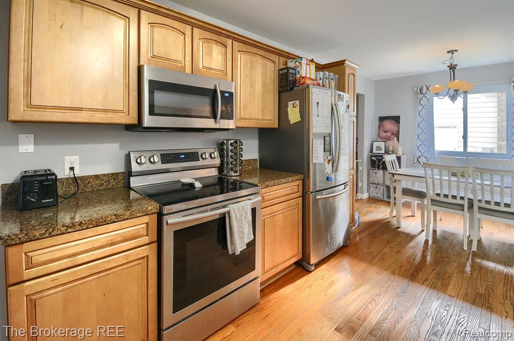 5523 OLD FRANKLIN Road, Grand Blanc, MI 48439 — Photo 5