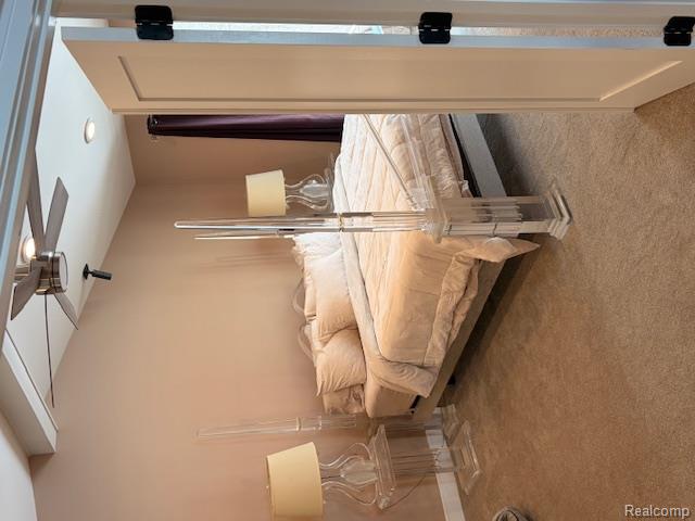 5541 W Walnut Circle W Circle, West Bloomfield, MI, 00000