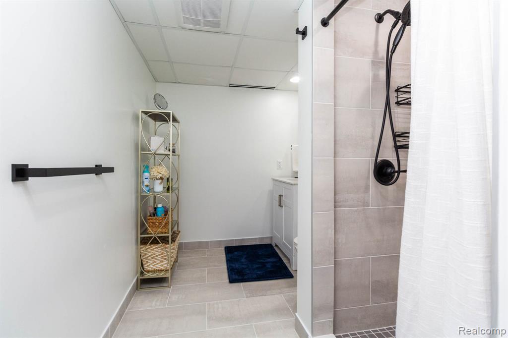 62874 Walker Court, 17, Washington, MI — Photo 42