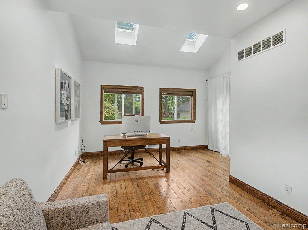 1010 Genesee Drive, Royal Oak, MI 48073 — Photo 22