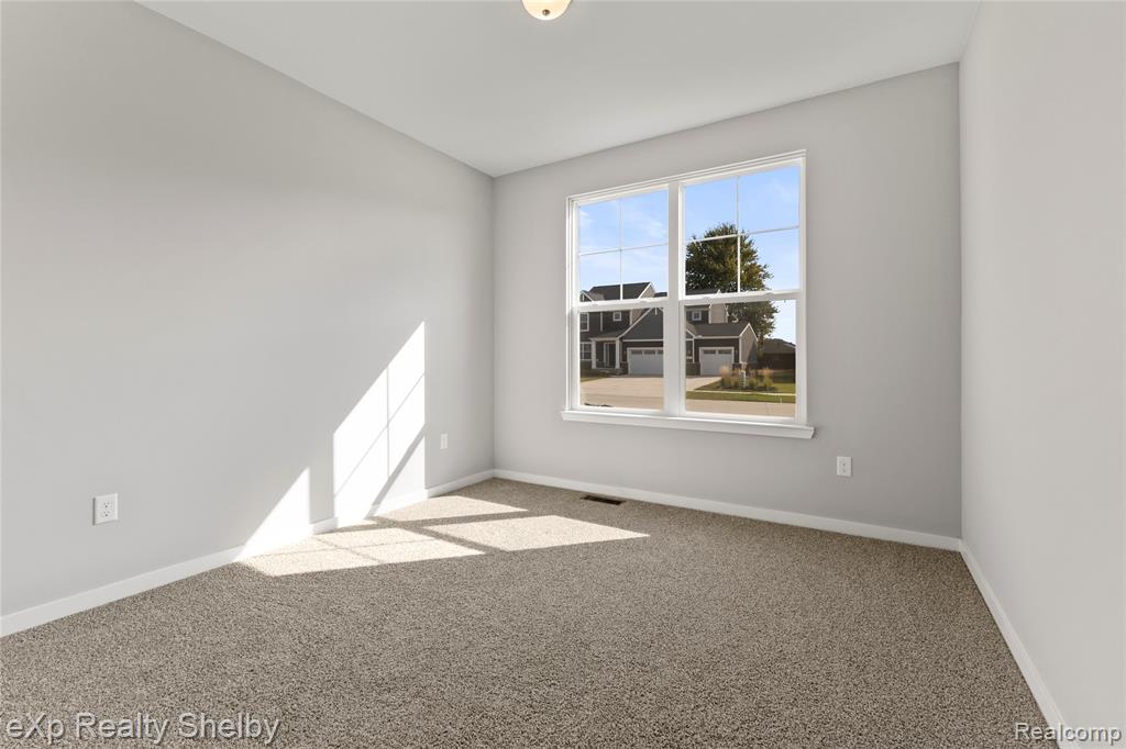 52120 Wellington Valley Drive, Macomb, MI 48042 — Photo 13