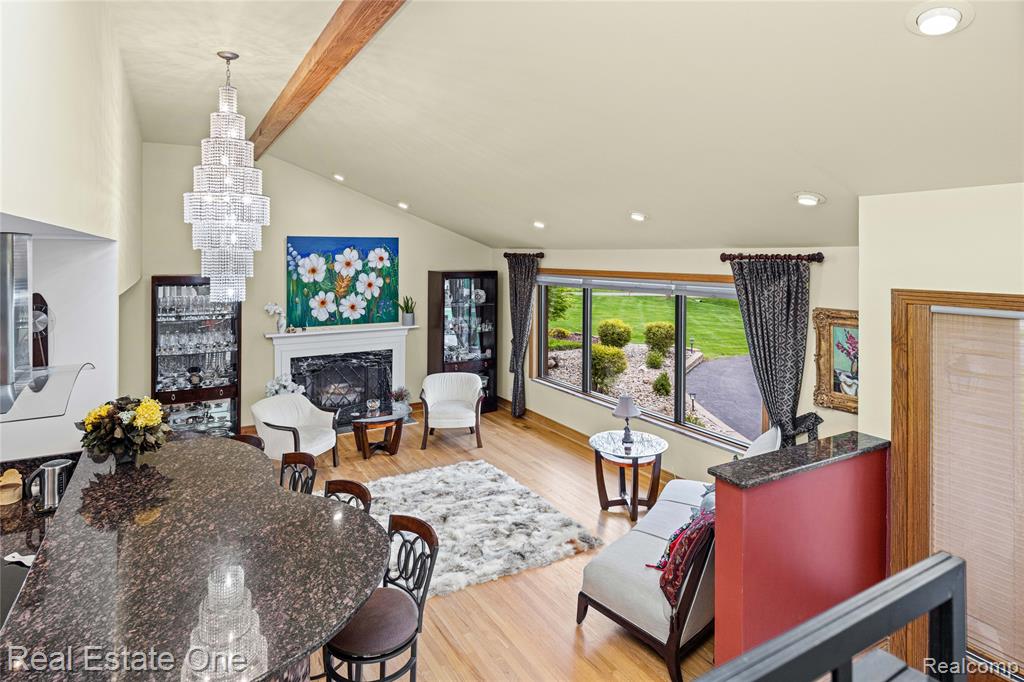 26336 Pillsbury Street, Farmington, MI 48334 — Photo 28