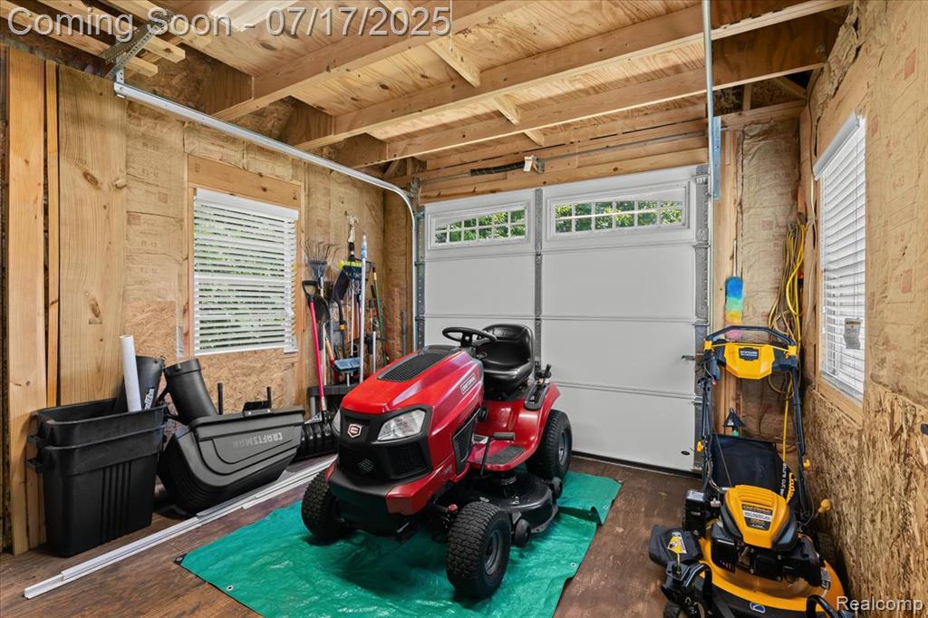610 W Oxhill Drive, White Lake, MI — Photo 33