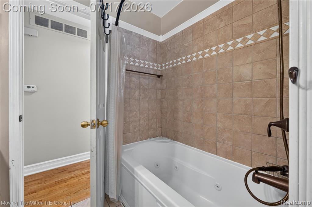 648 S Dowling Street, Westland, MI 48186 — Photo 19
