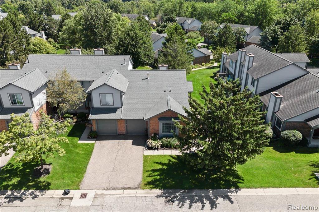 456 WINWOOD Circle, Walled Lake, MI 48390 — Photo 3