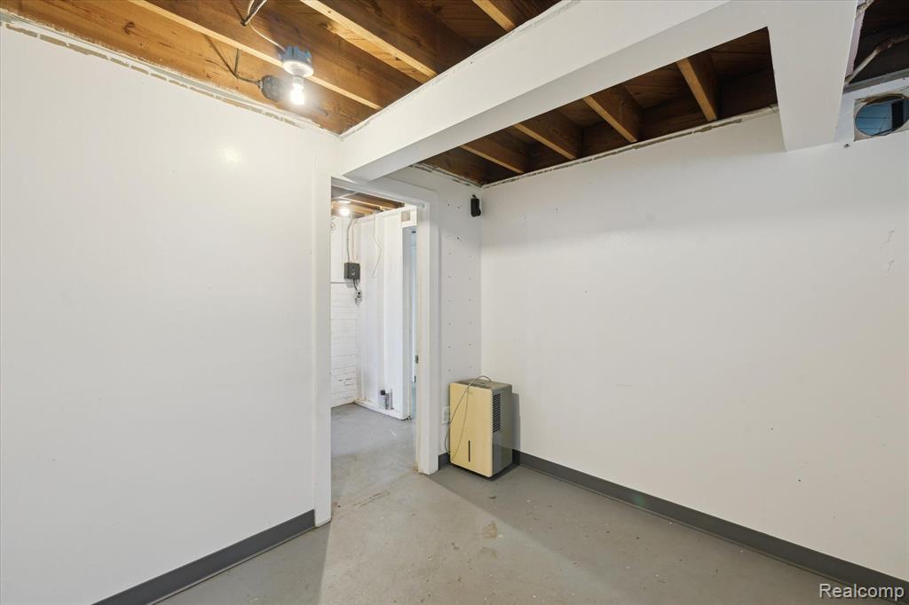 1012 MINER Street, Ann Arbor, MI 48103 — Photo 15