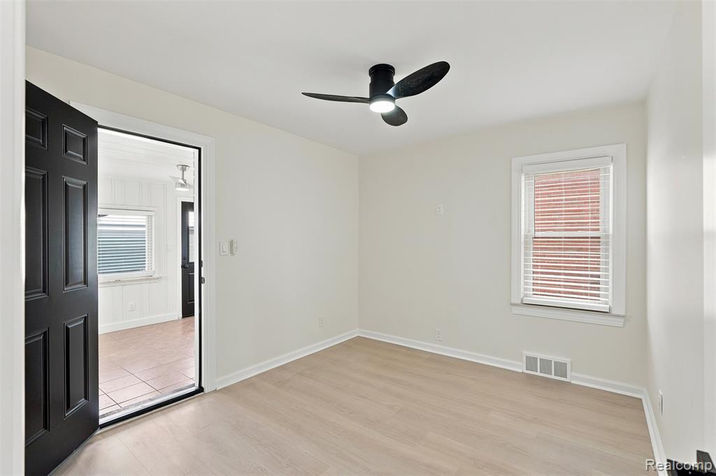 427 N Waverly Street, Dearborn, MI 48128 — Photo 17
