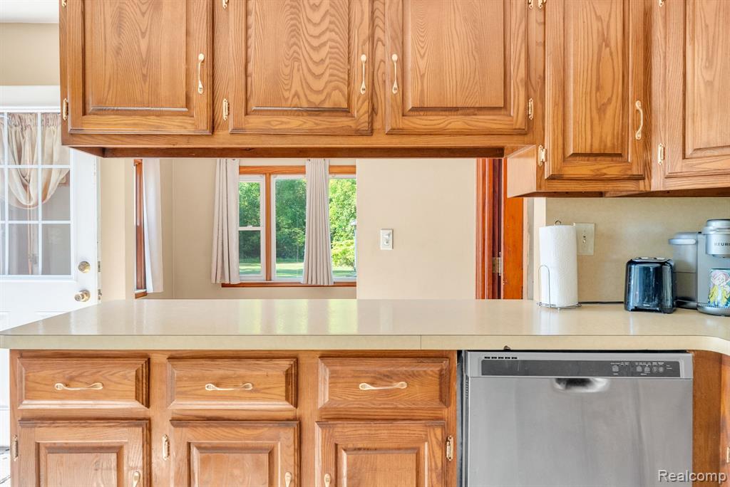 24915 Saint Paul, Harrison Township, MI — Photo 8