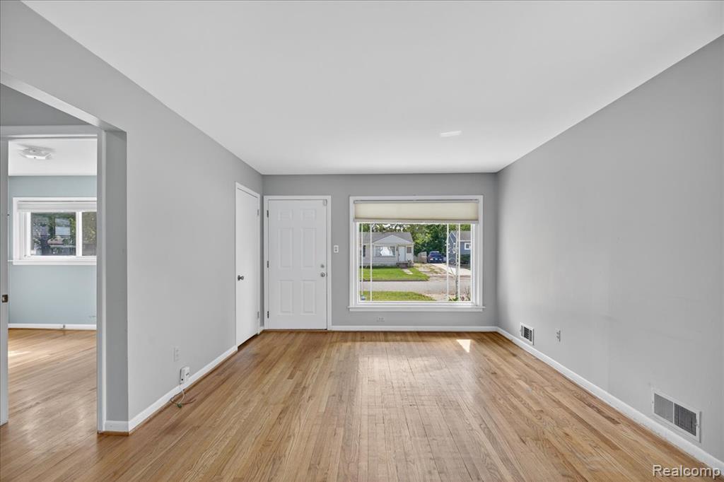 731 1st Avenue, Pontiac, MI 48340 — Photo 9