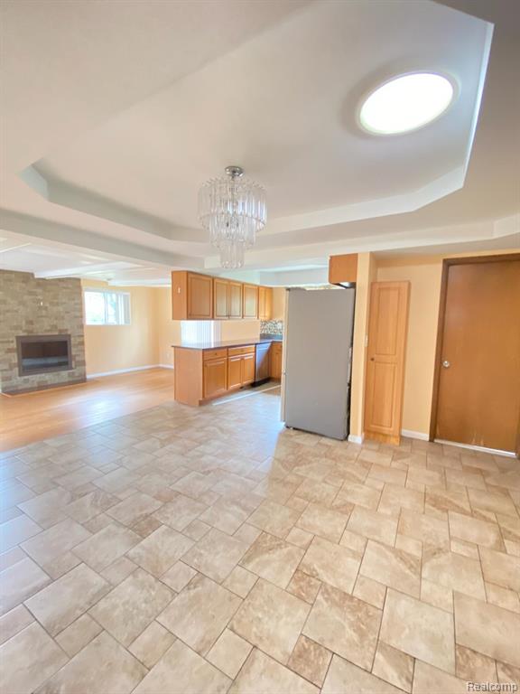 5080 Abington Drive, Troy, MI 48085 — Photo 11