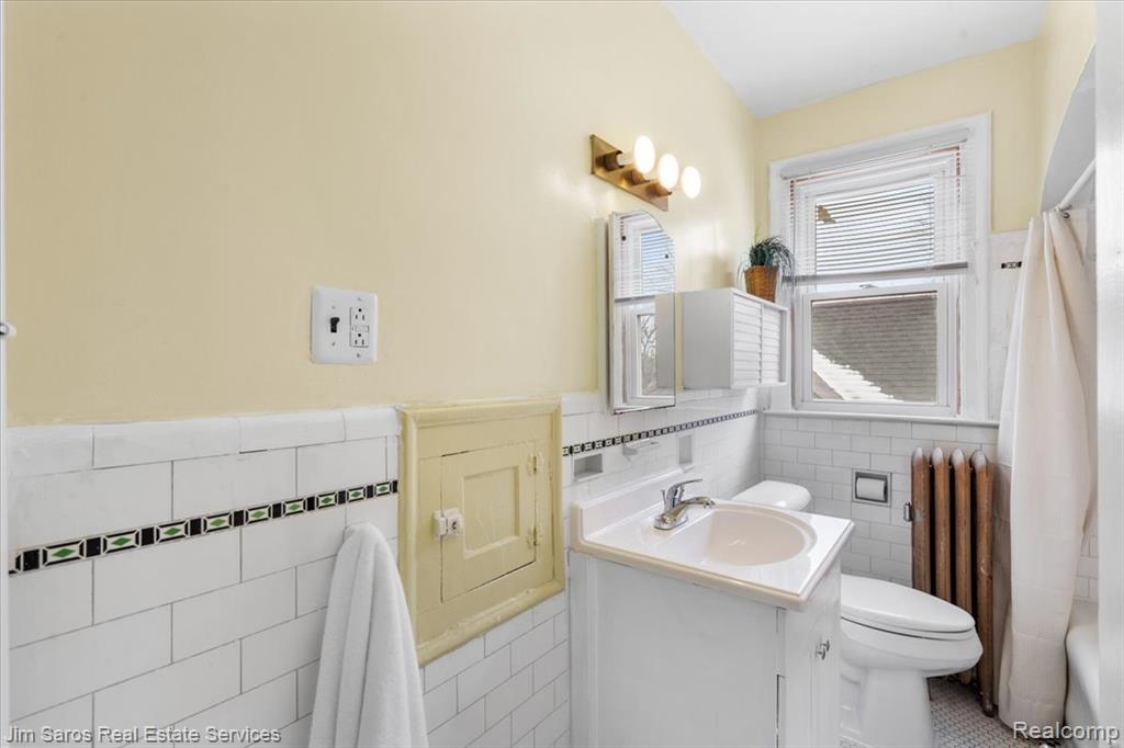 4377 Kensington Avenue, Detroit, MI 48224 — Photo 23