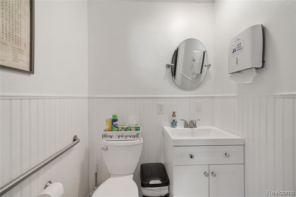 4680 Dixie Highway, Waterford, MI — Photo 23