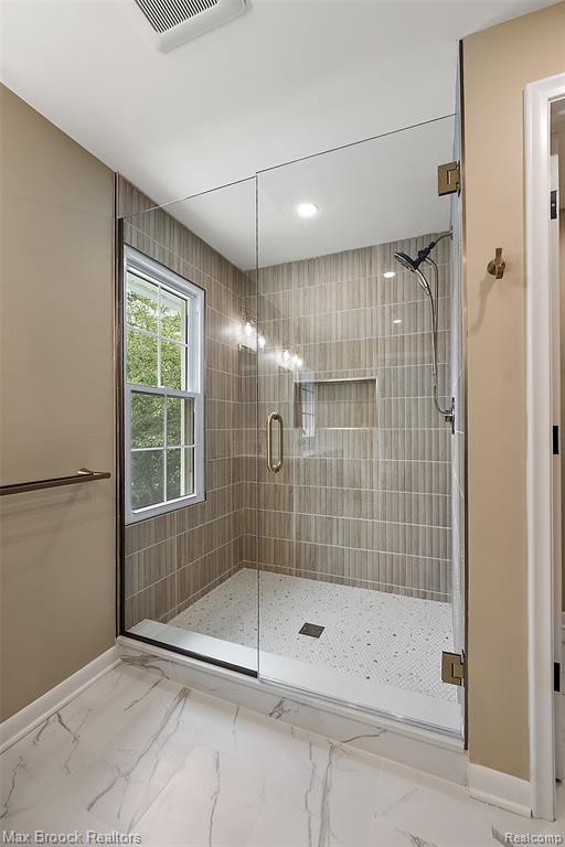 4525 Valleyview Drive, West Bloomfield, MI 48323 — Photo 16