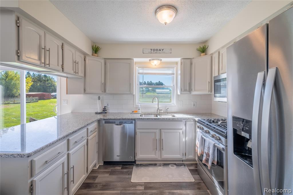4985 Hollenbeck Road, Columbiaville, MI 48421 — Photo 12