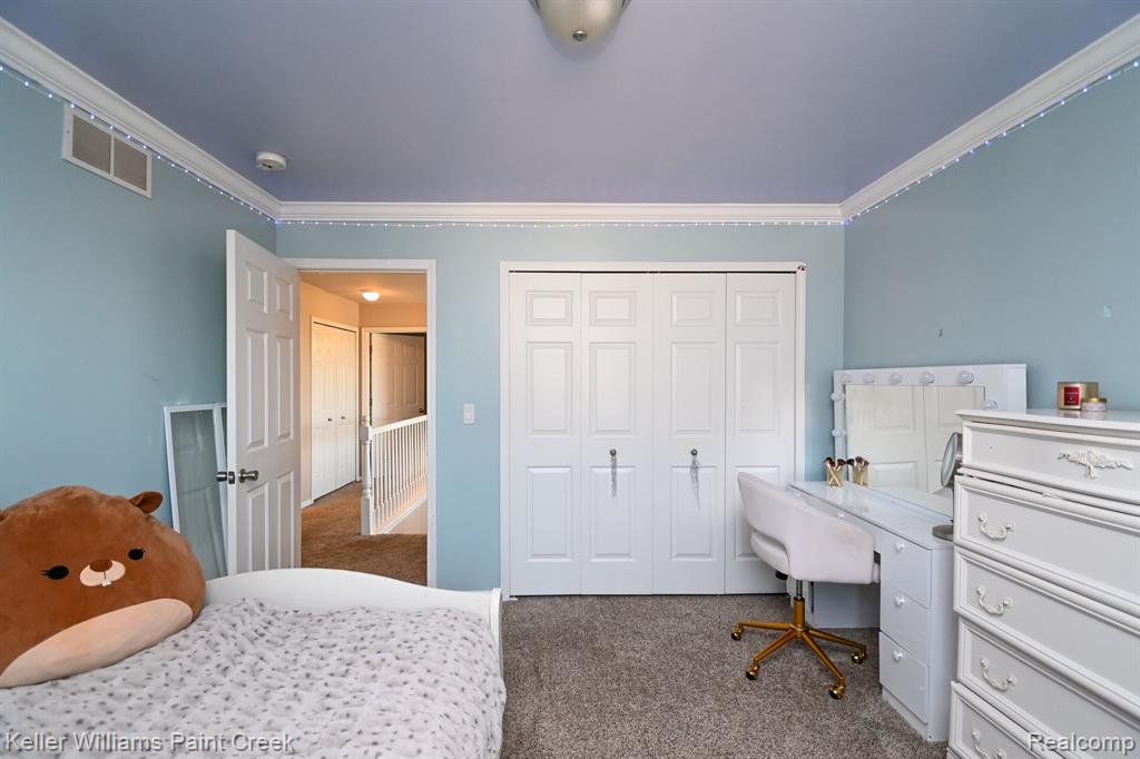 51466 PROMENADE Lane, New Baltimore, MI 48047 — Photo 23