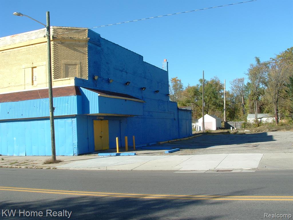 20650 Fenkell Avenue, Detroit, MI 48223 — Photo 14