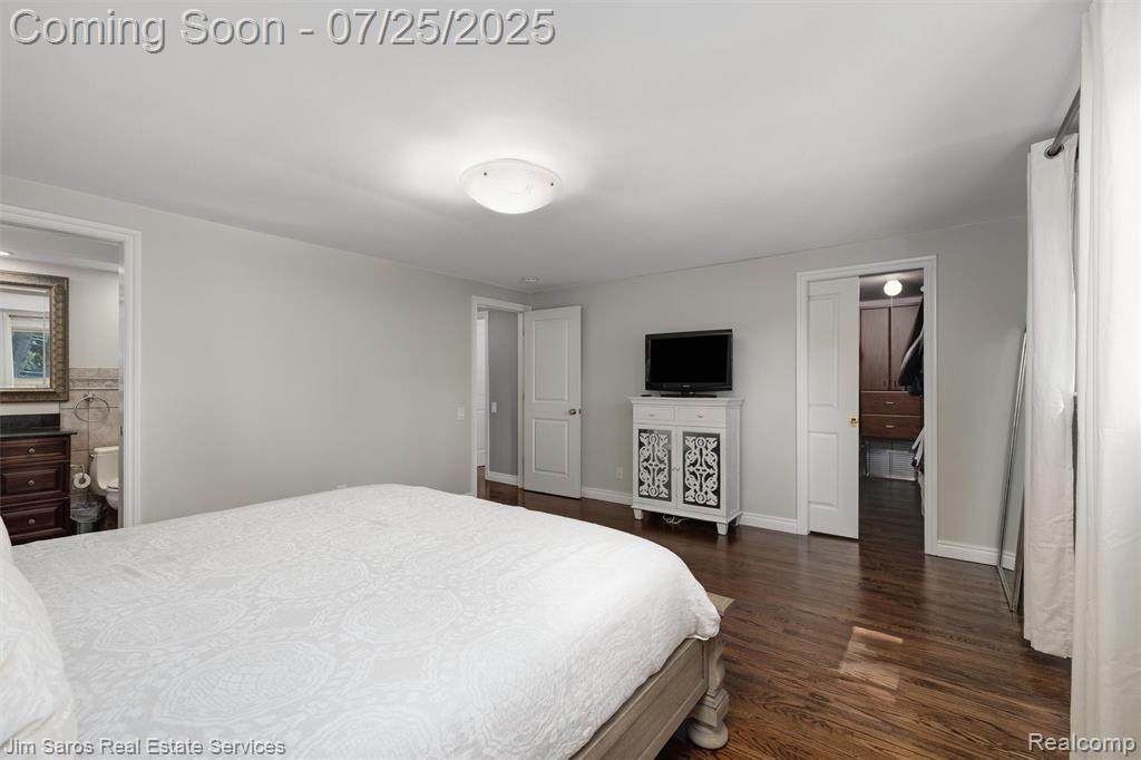 753 Perrien Place, Grosse Pointe Woods, MI 48236 — Photo 15
