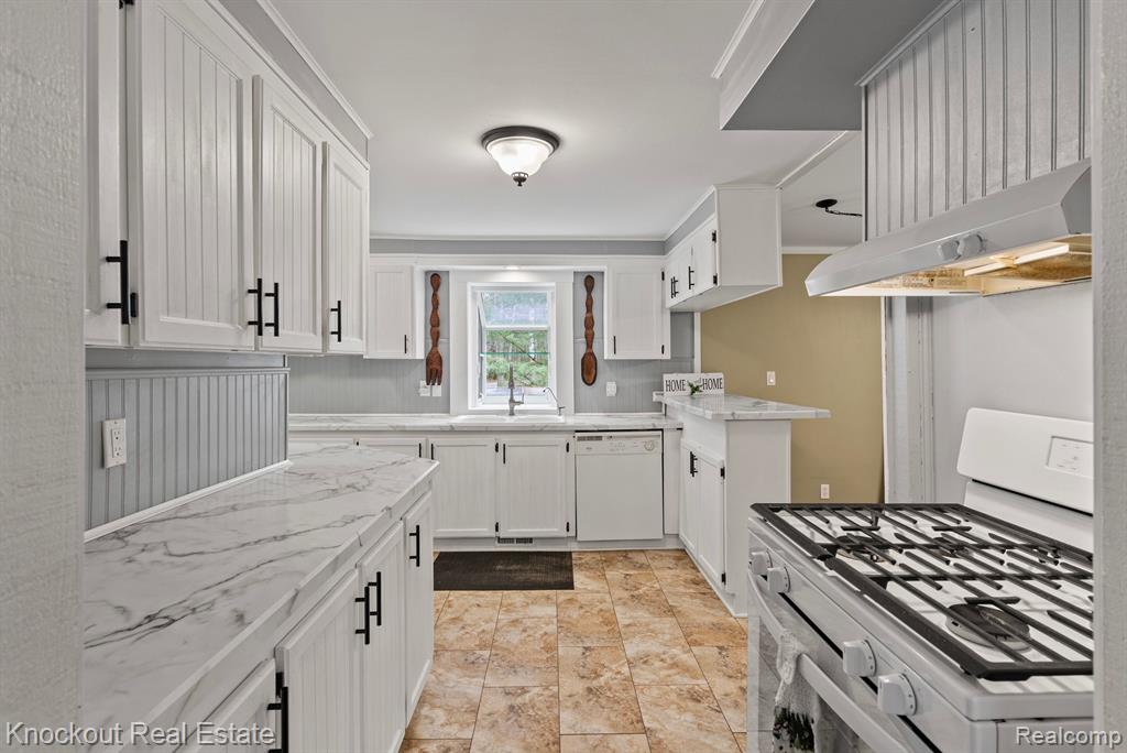 4848 LITTLE CEDAR CREEK Drive, Attica, MI 48412 — Photo 14