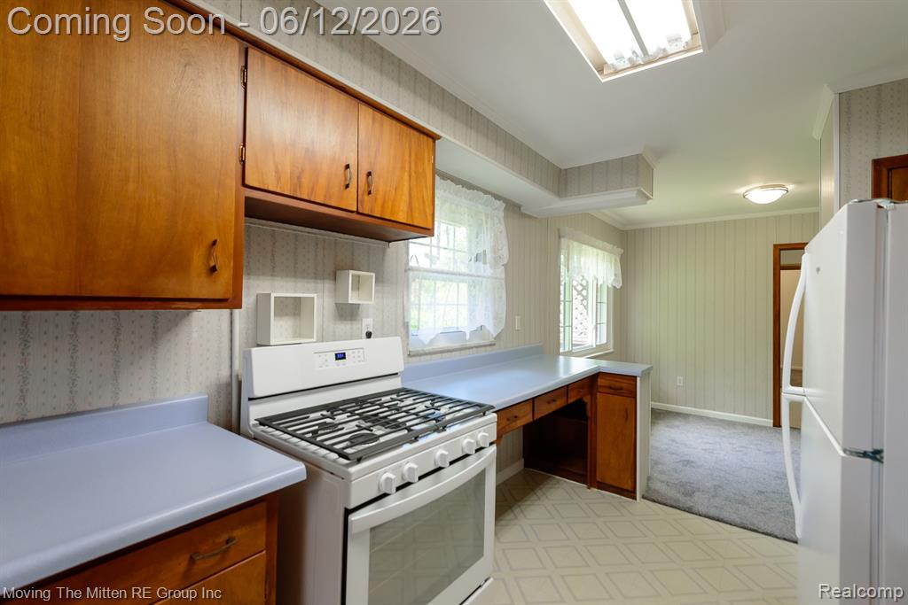 35382 Eldon Drive, Rockwood, MI — Photo 13